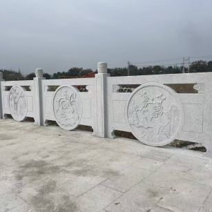 那曲芝麻白河道栏杆 石材栏杆