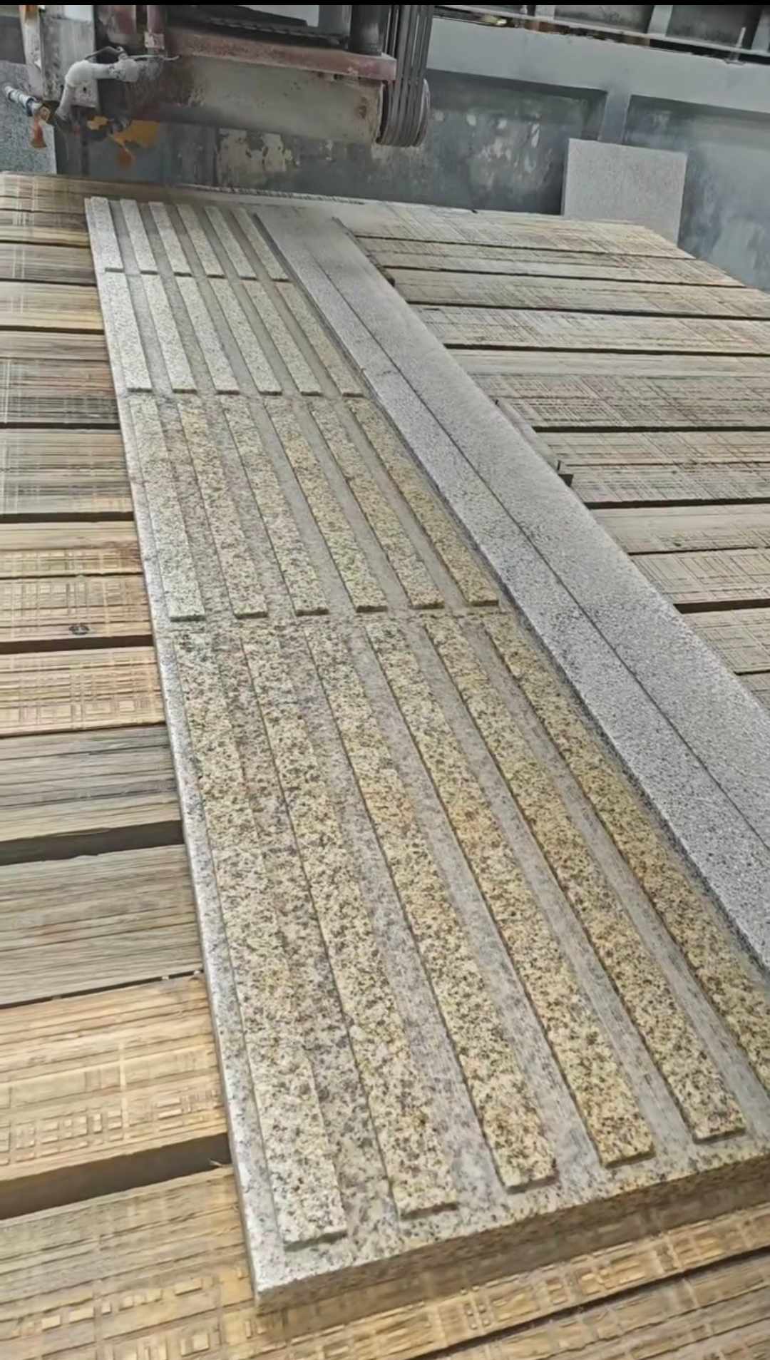 那曲黄金麻盲道石 盲条