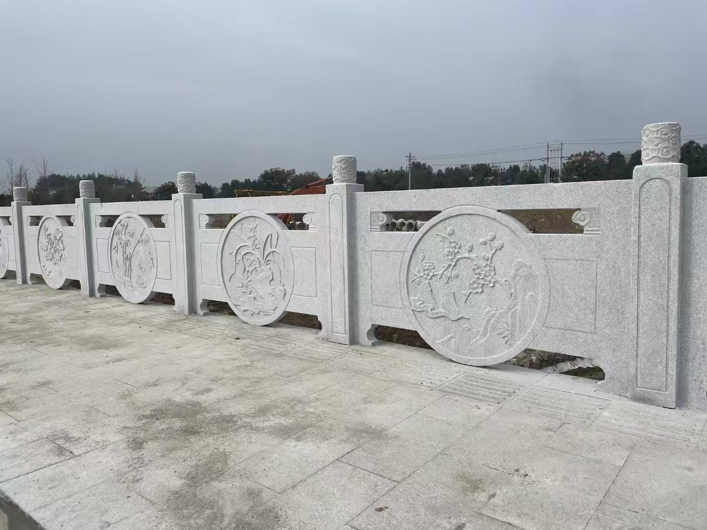 那曲芝麻白河道栏杆 石材栏杆